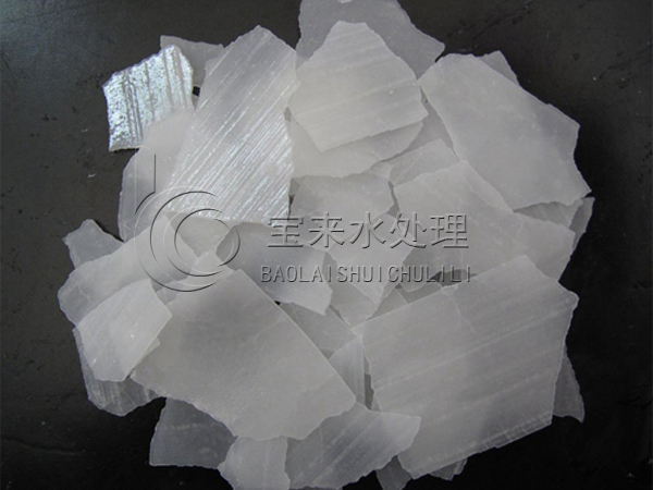 石油精炼过程中也会使用片碱